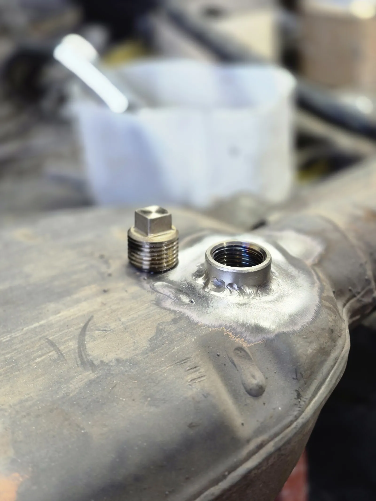 Reparo de rosca em peça de motor